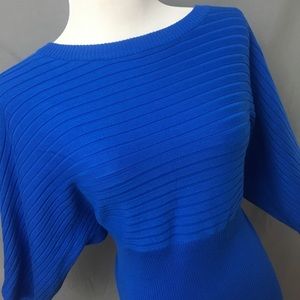 Dolman top royal blue size L G1